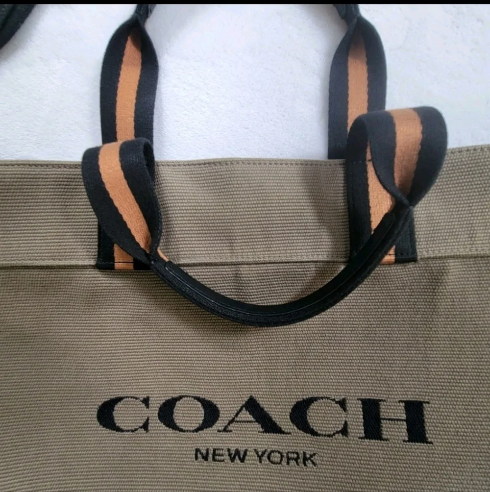 Coach Tote Bag 43 C5406 Canvas Leather Tan Orange Black Full Zip EUC Travel City